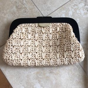 Handwoven summer clutch